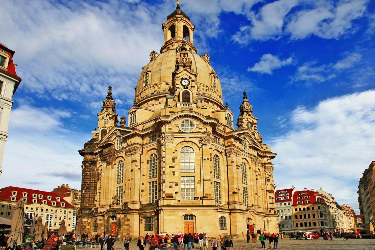 Schones Zimmer Naher Bahnhof Neustadt Dresden Zentral Wlan Bagian luar foto